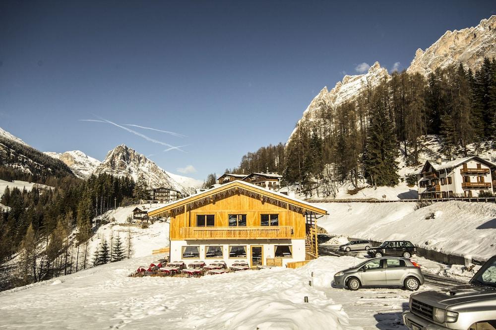 Dolomiti Lodge Alverà Cortina dʼAmpezzo Extérieur photo