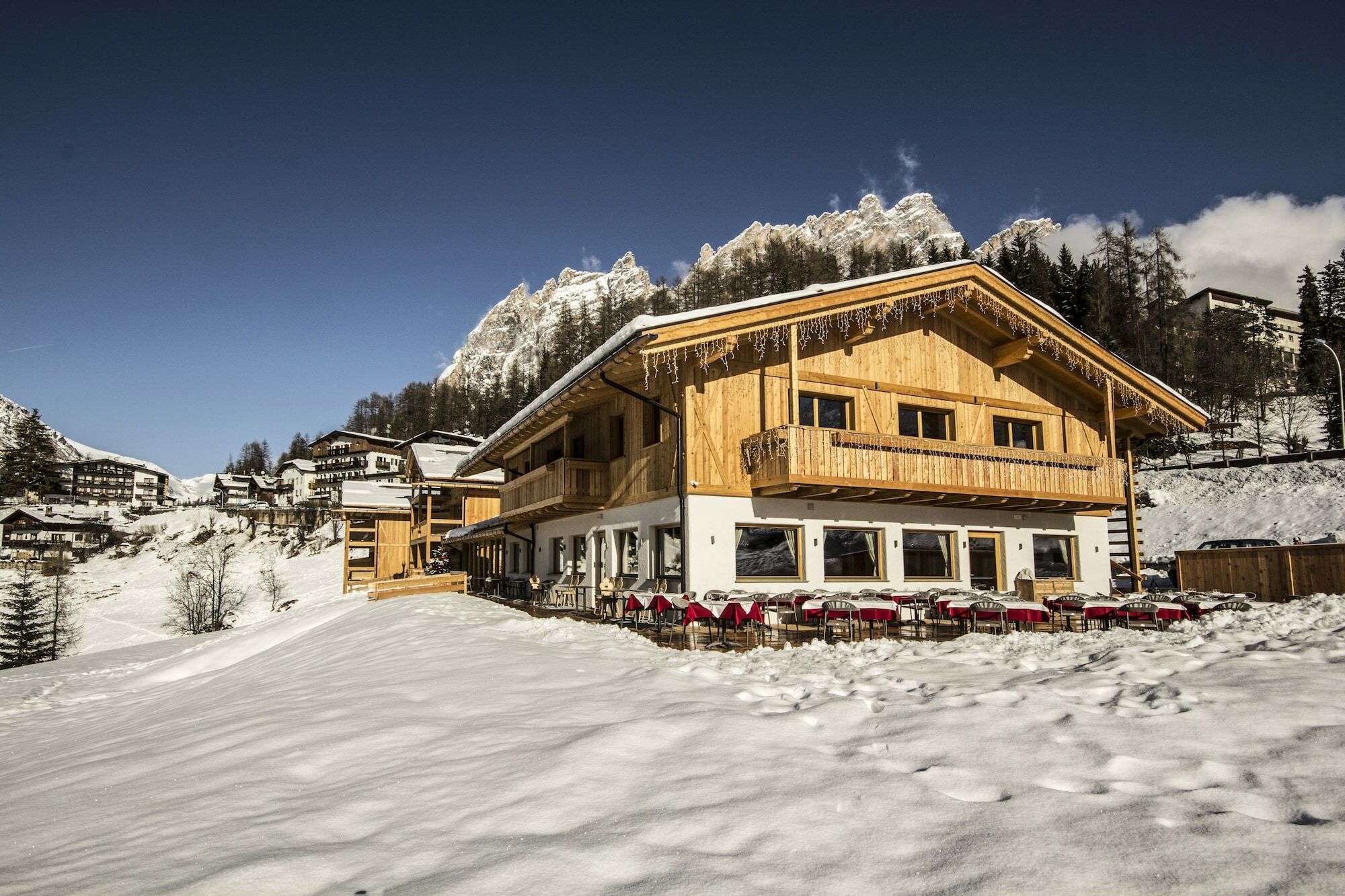 Dolomiti Lodge Alverà Cortina dʼAmpezzo Extérieur photo